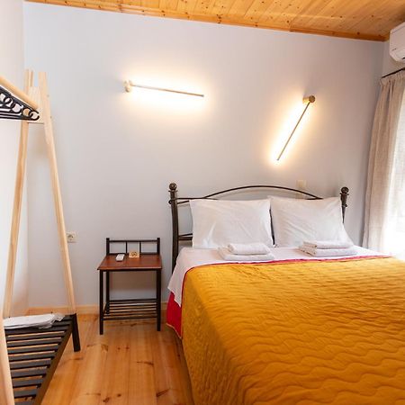 NafpaktosTo Spiti Sto Castroアパートメント エクステリア 写真