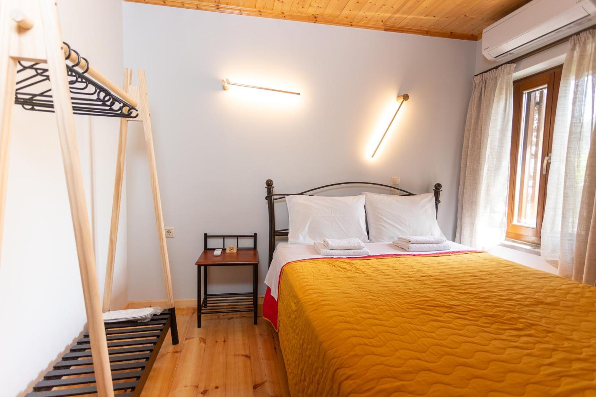 NafpaktosTo Spiti Sto Castroアパートメント エクステリア 写真
