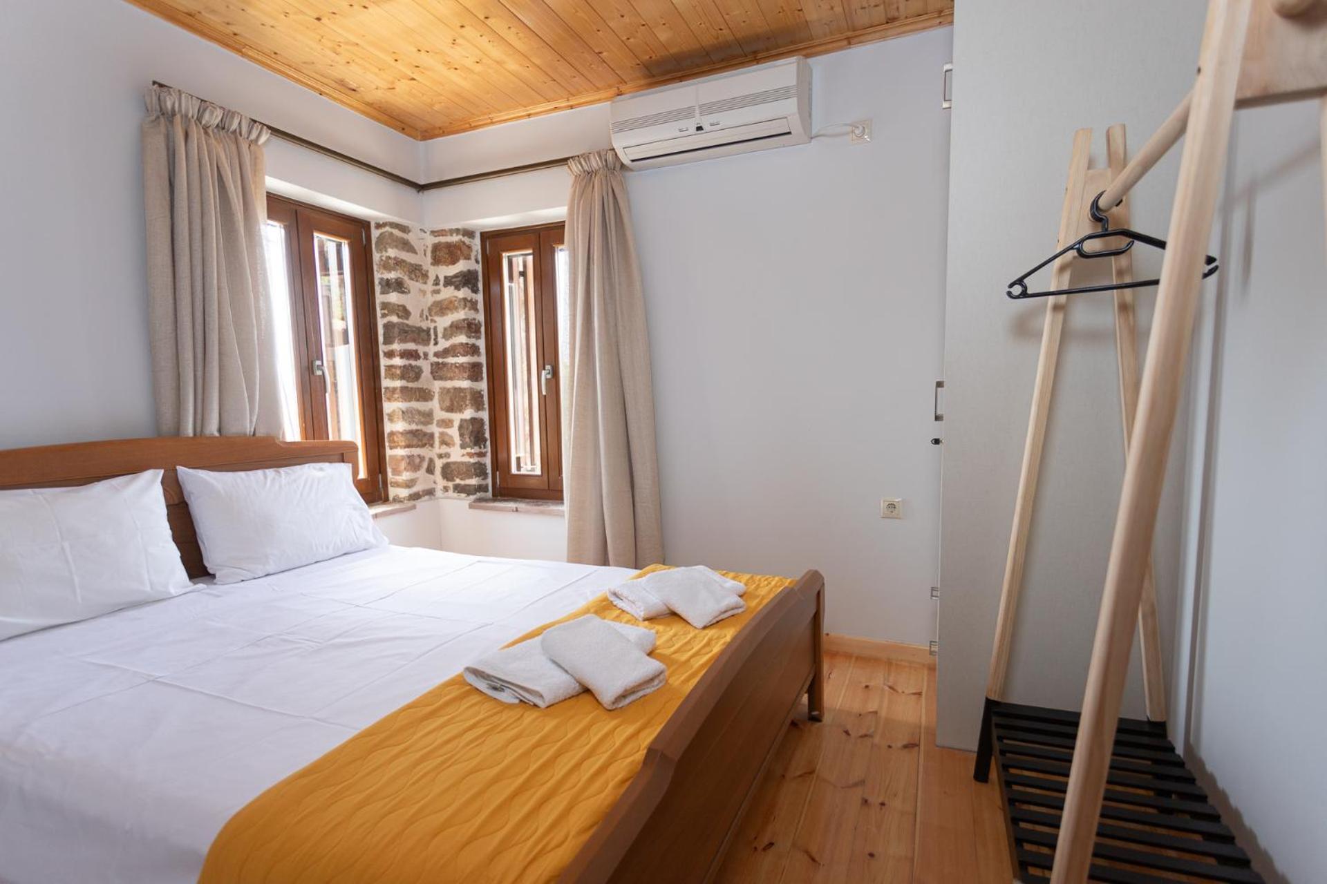 NafpaktosTo Spiti Sto Castroアパートメント エクステリア 写真